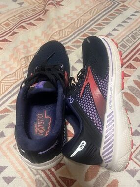 Brooks Women's Navy Running Shoes with Pink Accents